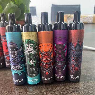 Einweg-Vape Yuoto Thanos 5000 Puffs Mesh Coil 14 ml E-Liquid 650 mAh Akku 19 Fruchtaromen