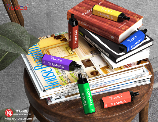 Wieder aufladbarer Wegwerf-Vape MSDS Wegwerfzerstäuber Thanos By Yuoto Original Factorys 5000 Hauch-14ml